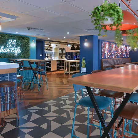 Travelodge Kings Cross Royal Scot-3
